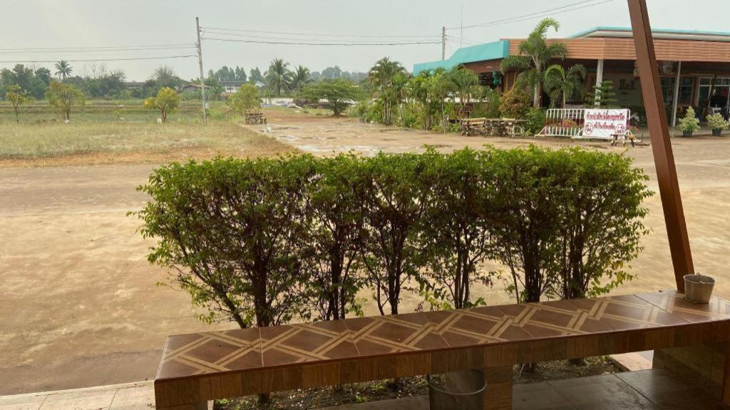 Prakaithong Hotel อำเภอสว่างแดนดิน ภายนอก รูปภาพ