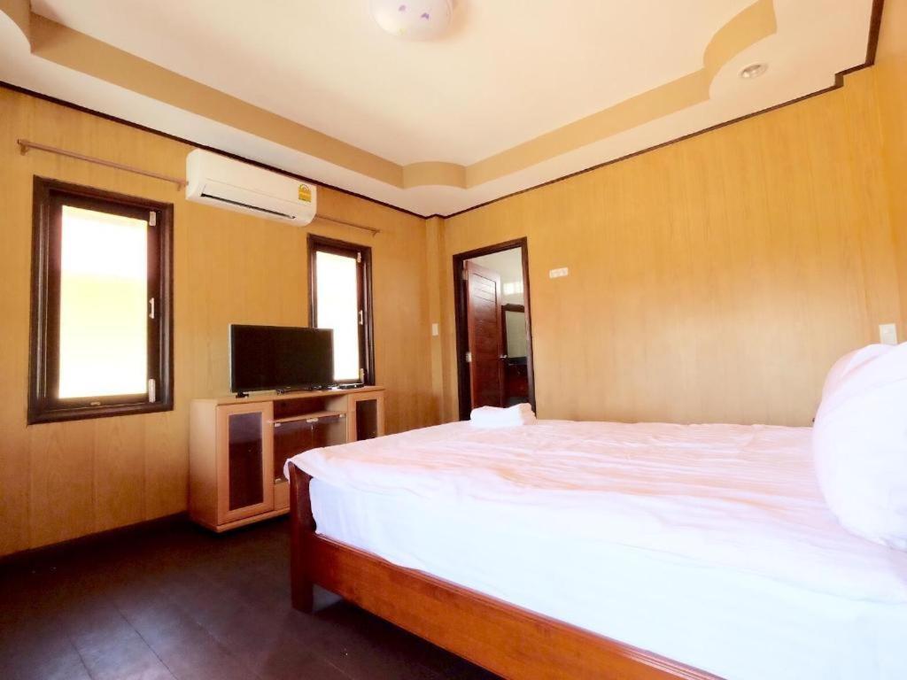 Prakaithong Hotel อำเภอสว่างแดนดิน ภายนอก รูปภาพ