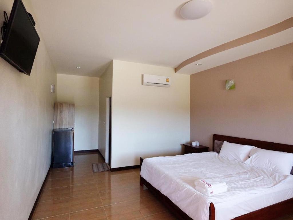 Prakaithong Hotel อำเภอสว่างแดนดิน ภายนอก รูปภาพ