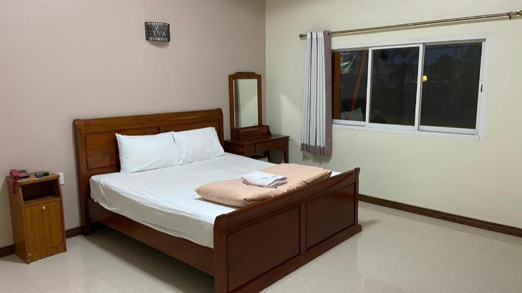 Prakaithong Hotel อำเภอสว่างแดนดิน ภายนอก รูปภาพ