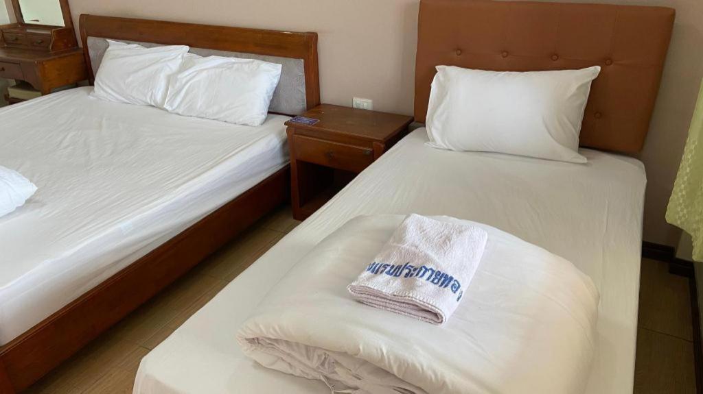 Prakaithong Hotel อำเภอสว่างแดนดิน ภายนอก รูปภาพ